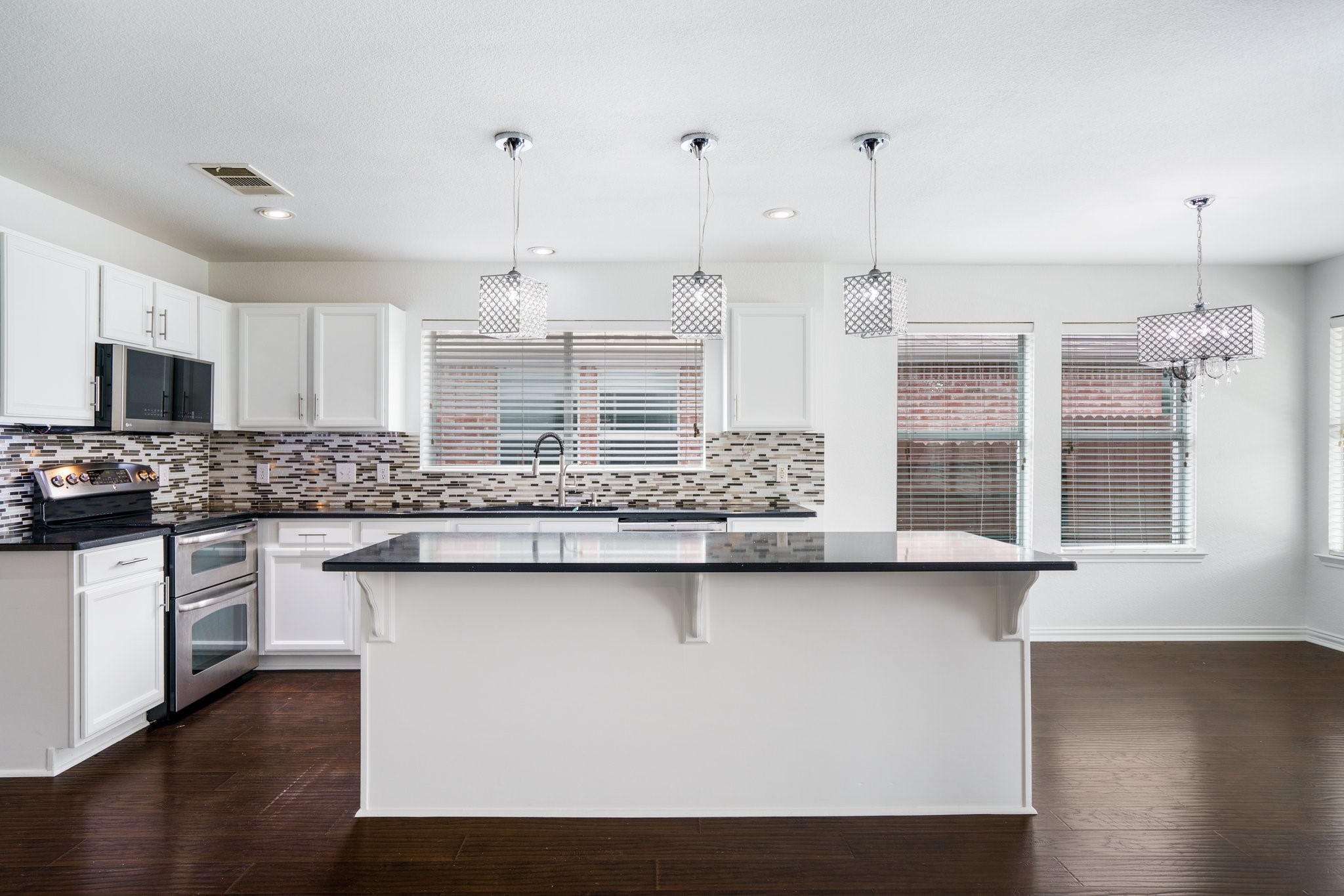 1130 Partridge Drive Aubrey TX 76227