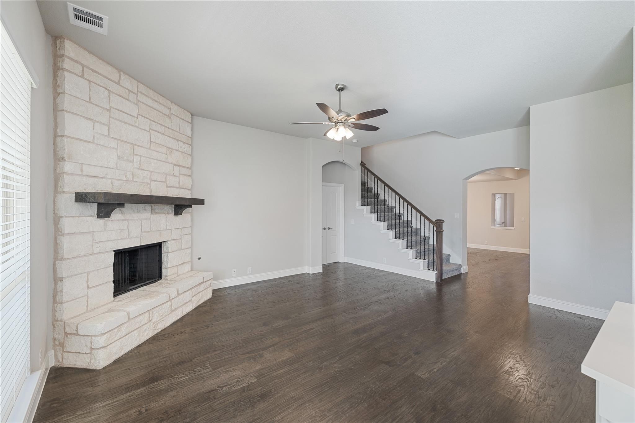 1008 Superbloom Avenue Justin TX 76247