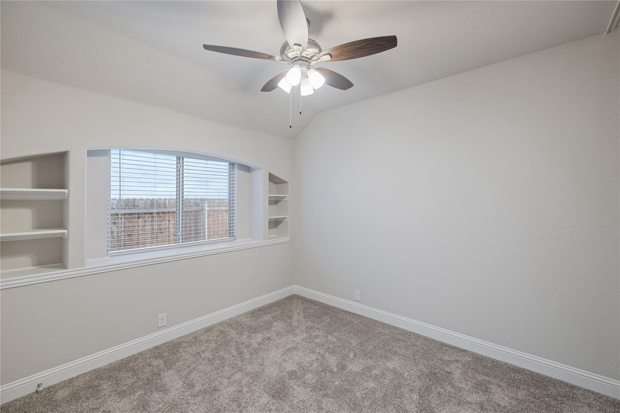 1008 Superbloom Avenue Justin TX 76247