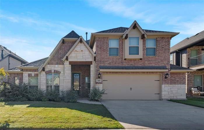 1008 Superbloom Avenue Justin TX 76247