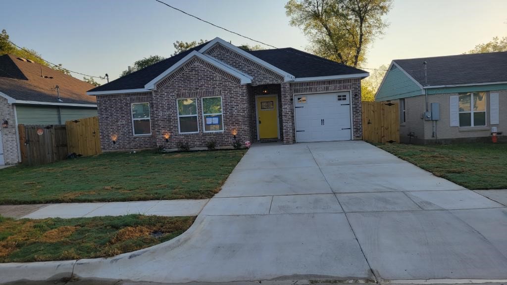 4142 Ball Street Dallas TX 75216