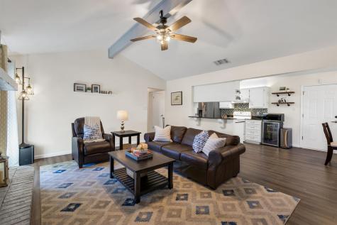 1540 Augusta Road Benbrook TX 76126