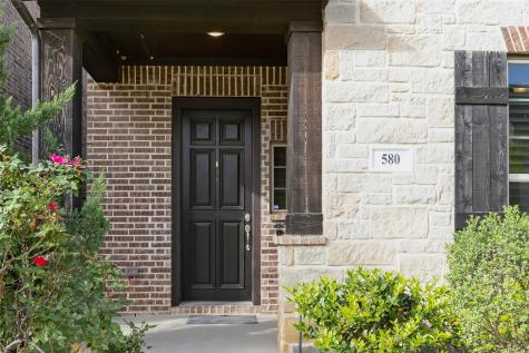580 Courtyard Lane Irving TX 75039
