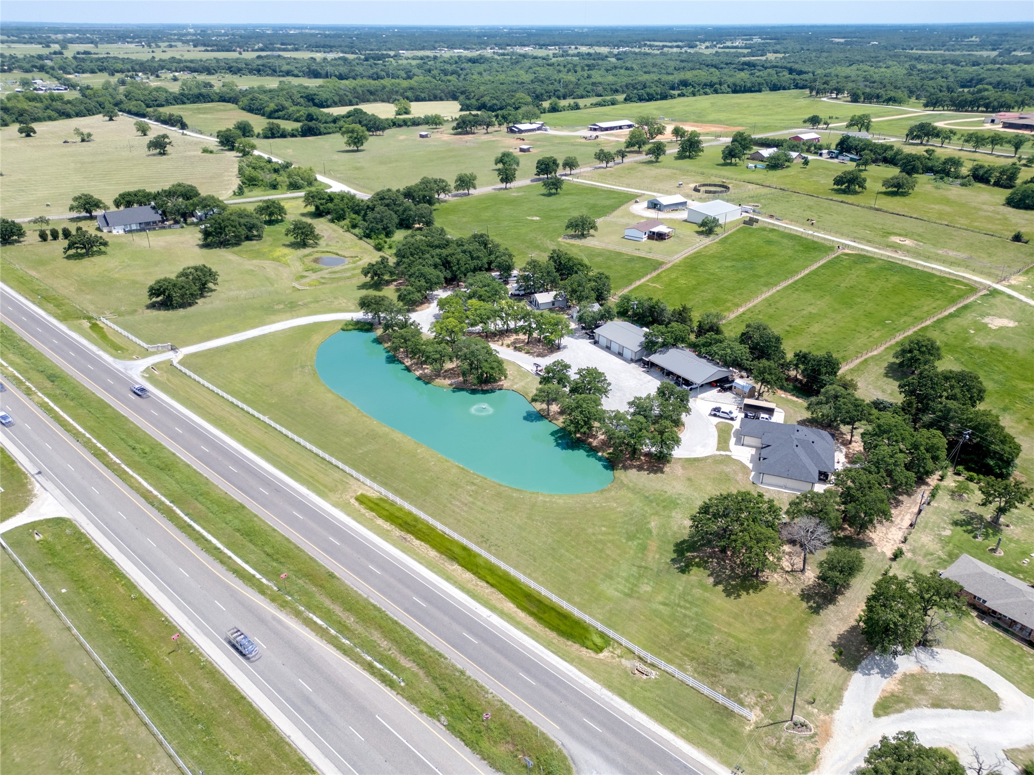 11776 E Us Highway 82 Whitesboro TX 76273
