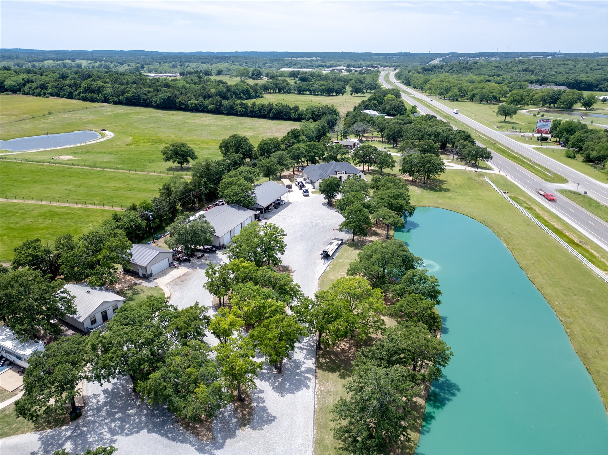 11776 E Us Highway 82 Whitesboro TX 76273