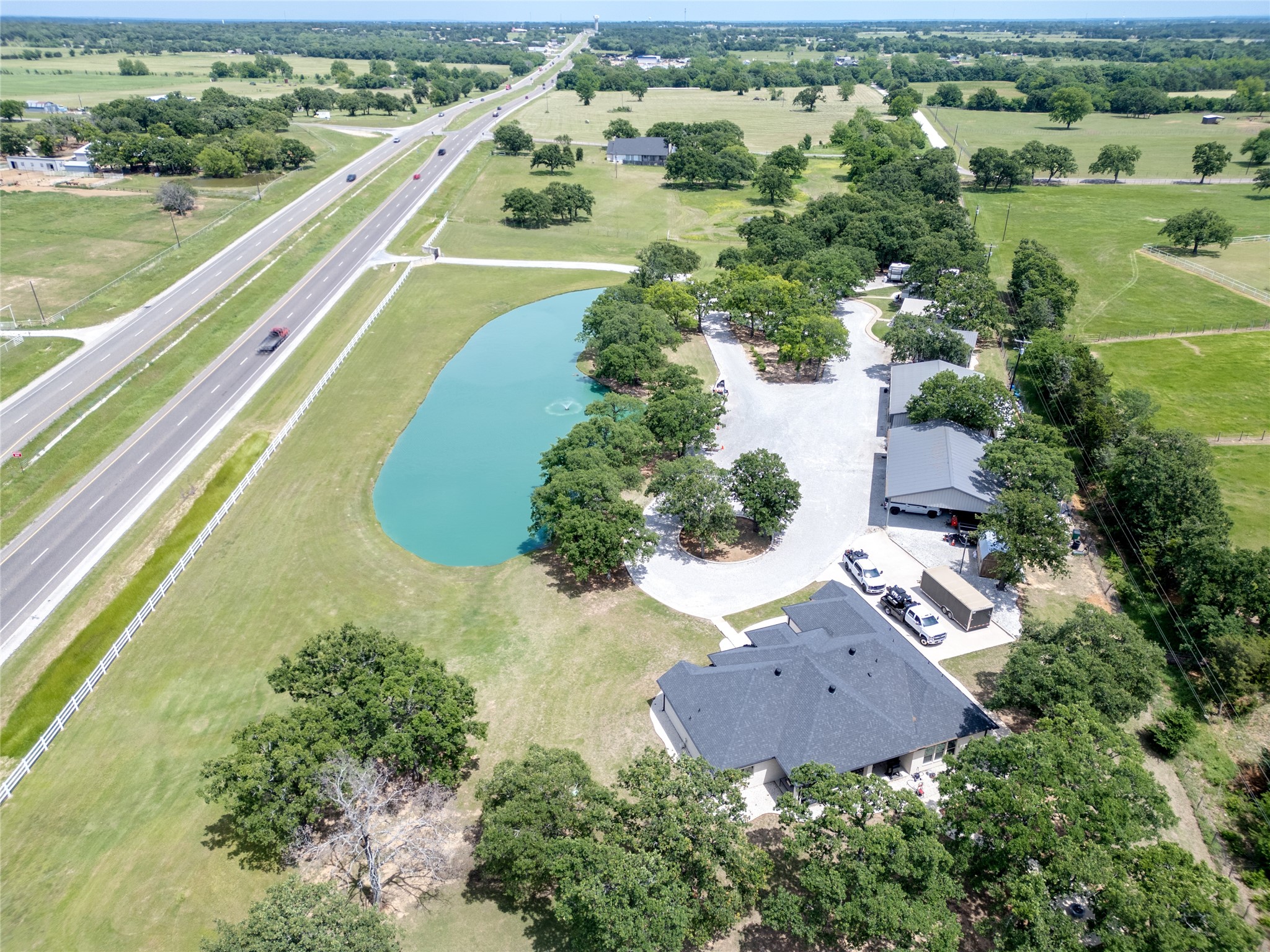 11776 E Us Highway 82 Whitesboro TX 76273