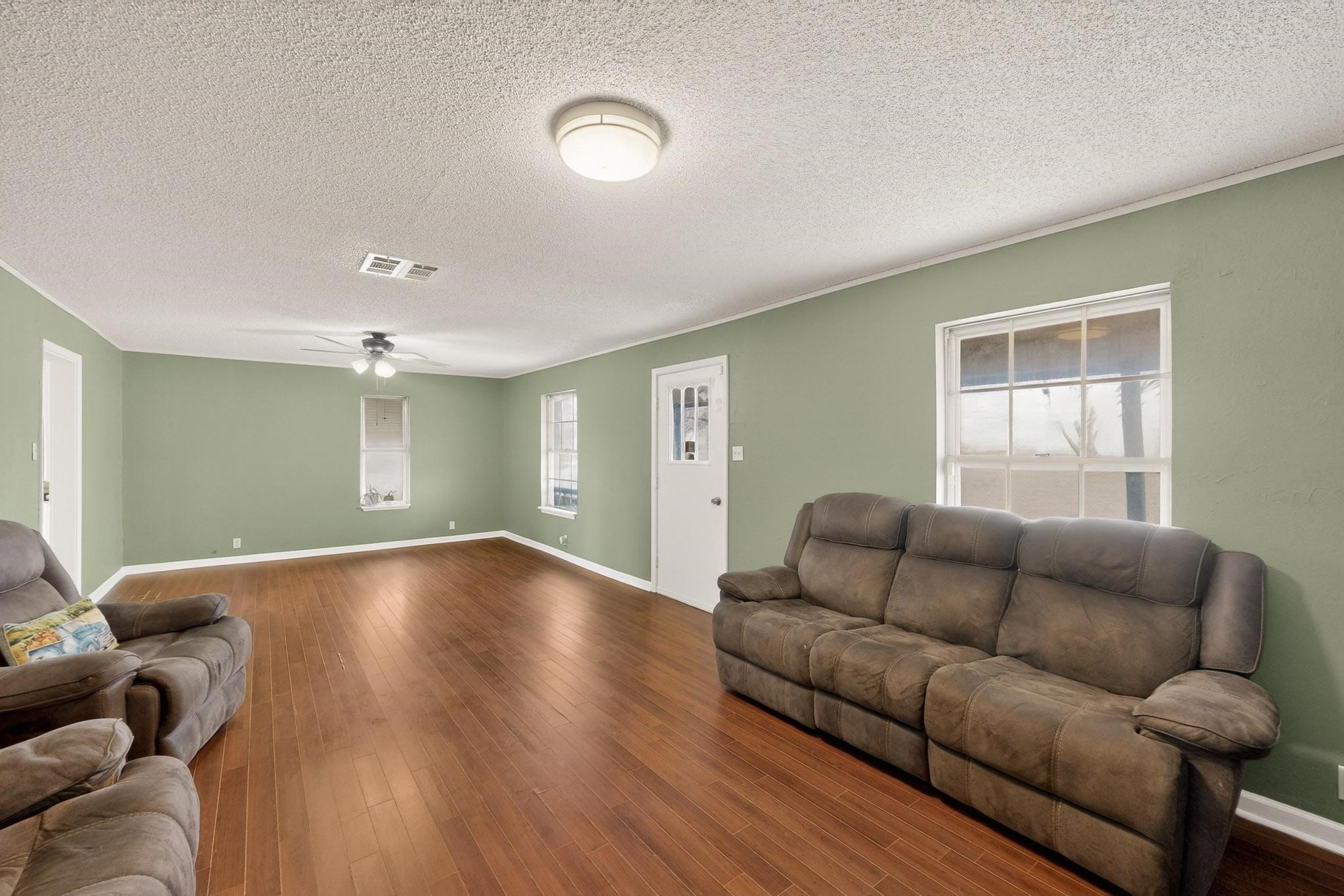4405 Chisholm Trail Crowley TX 76036