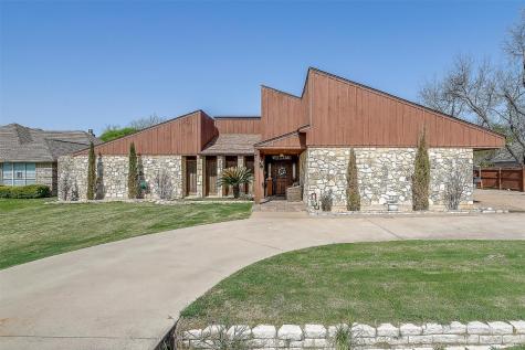 9002 Woodlawn Drive Granbury TX 76049