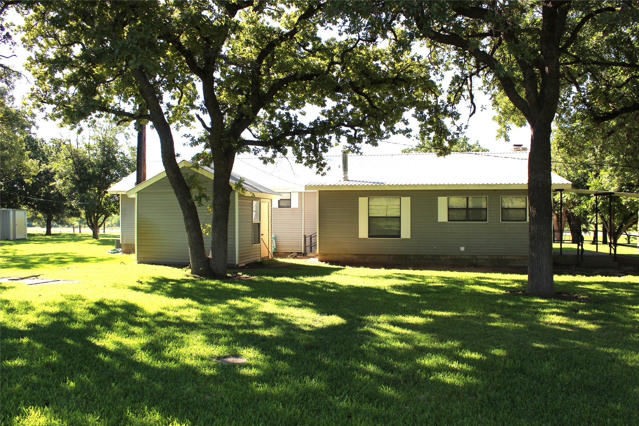 5050 Highway 67 Comanche TX 76442