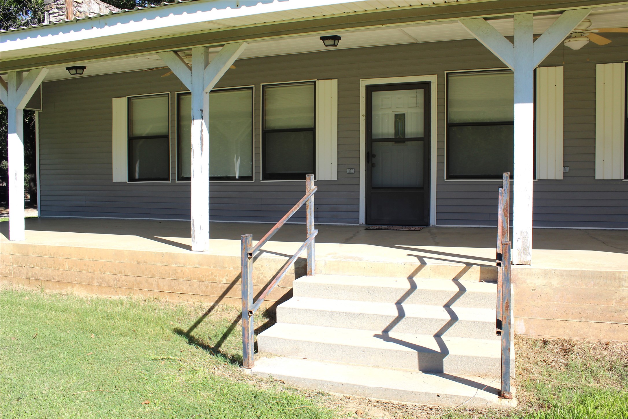 5050 Highway 67 Comanche TX 76442