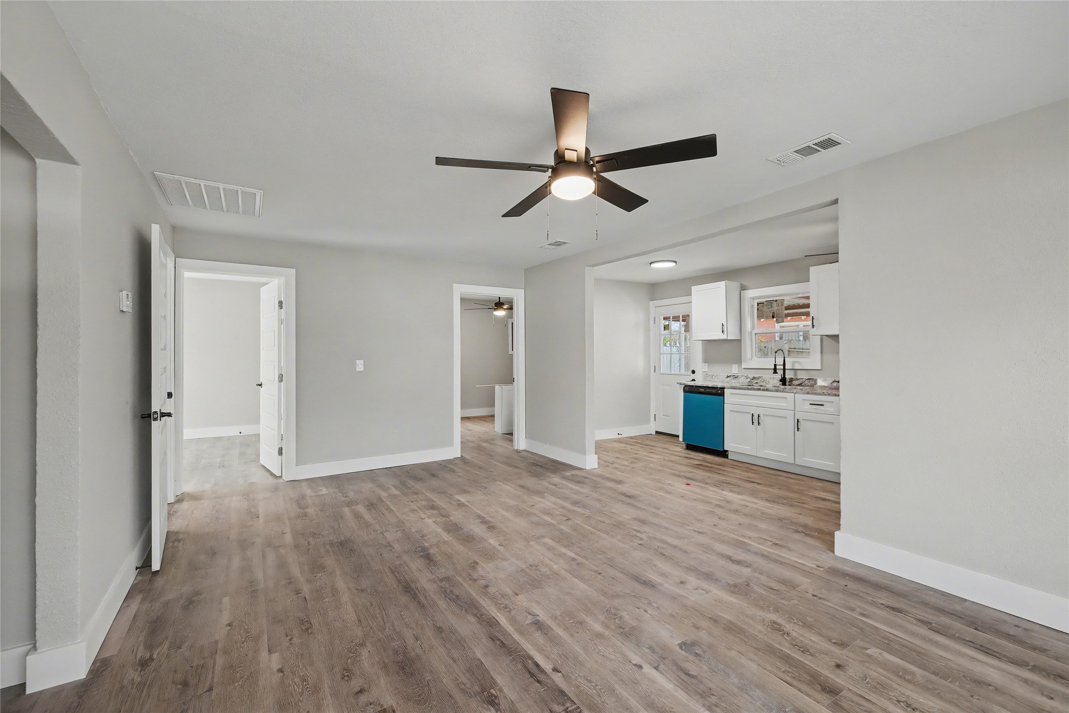 4220 Ramey Avenue Fort Worth TX 76105