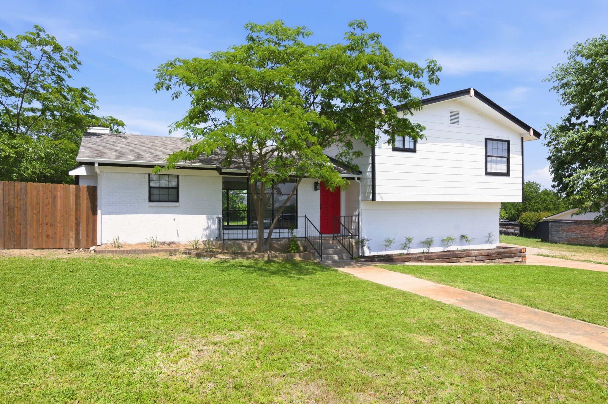 333 Arrowhead Street Fort Worth TX 76108