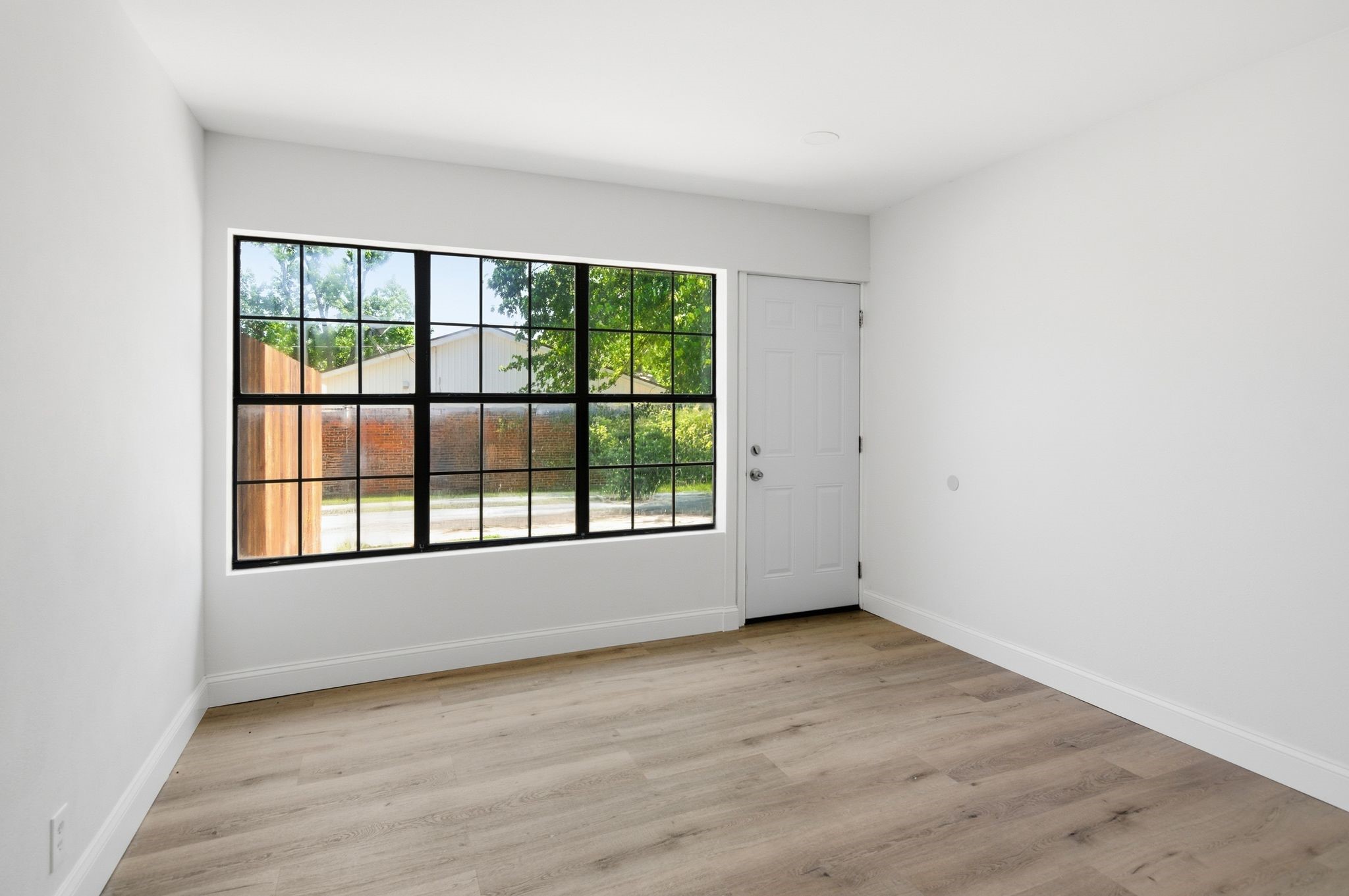 333 Arrowhead Street Fort Worth TX 76108