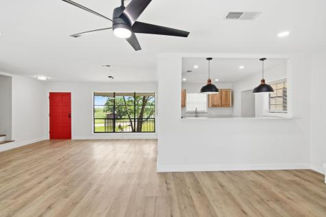 333 Arrowhead Street Fort Worth TX 76108