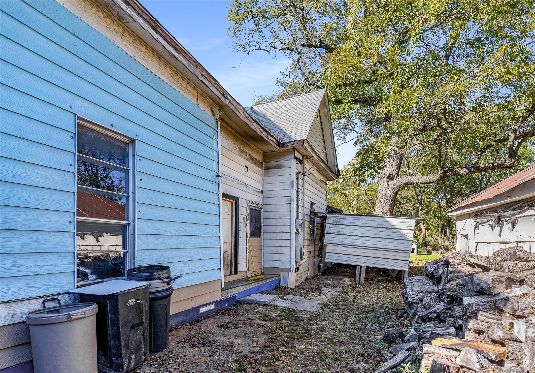 713 E College Street Terrell TX 75160