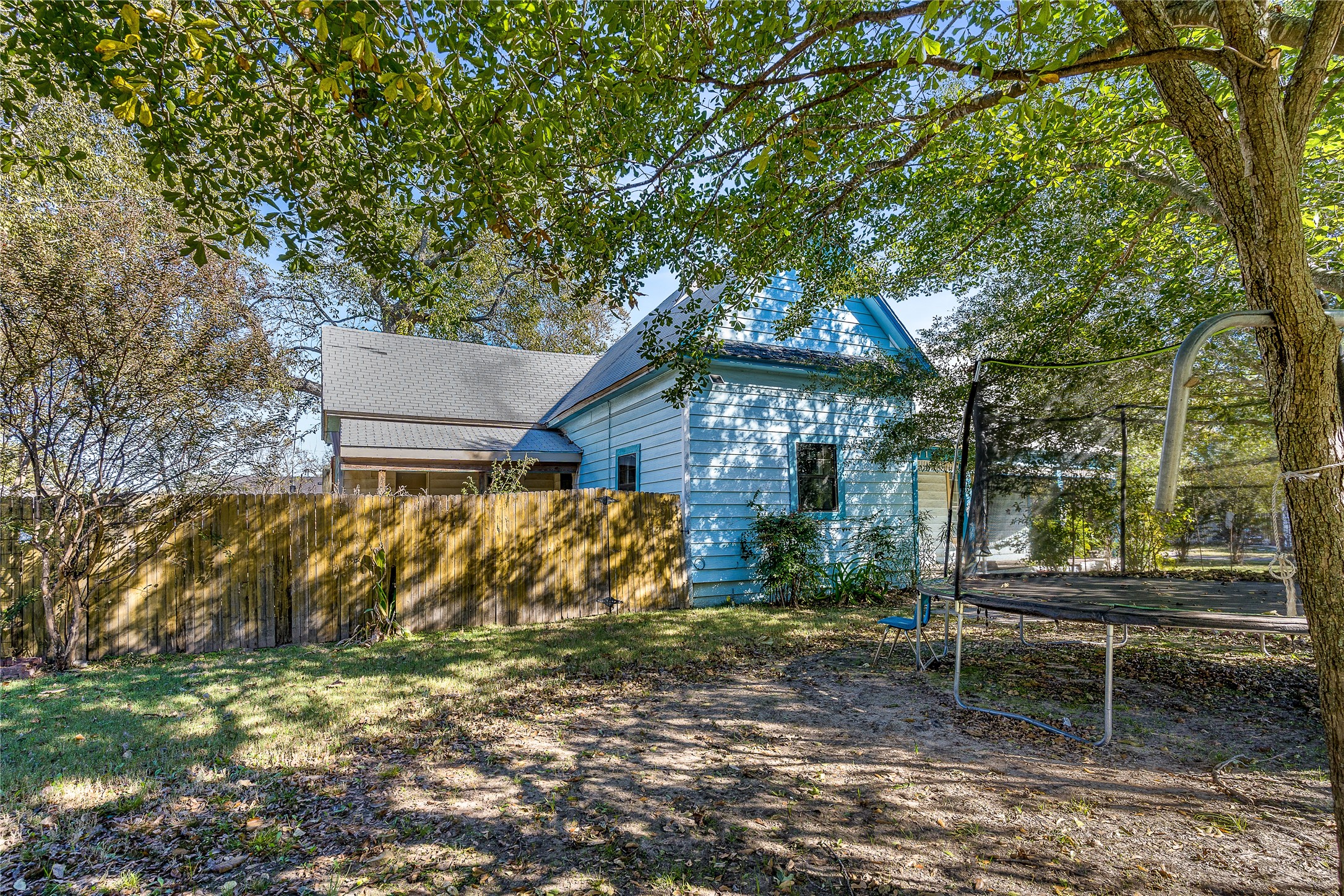 713 E College Street Terrell TX 75160