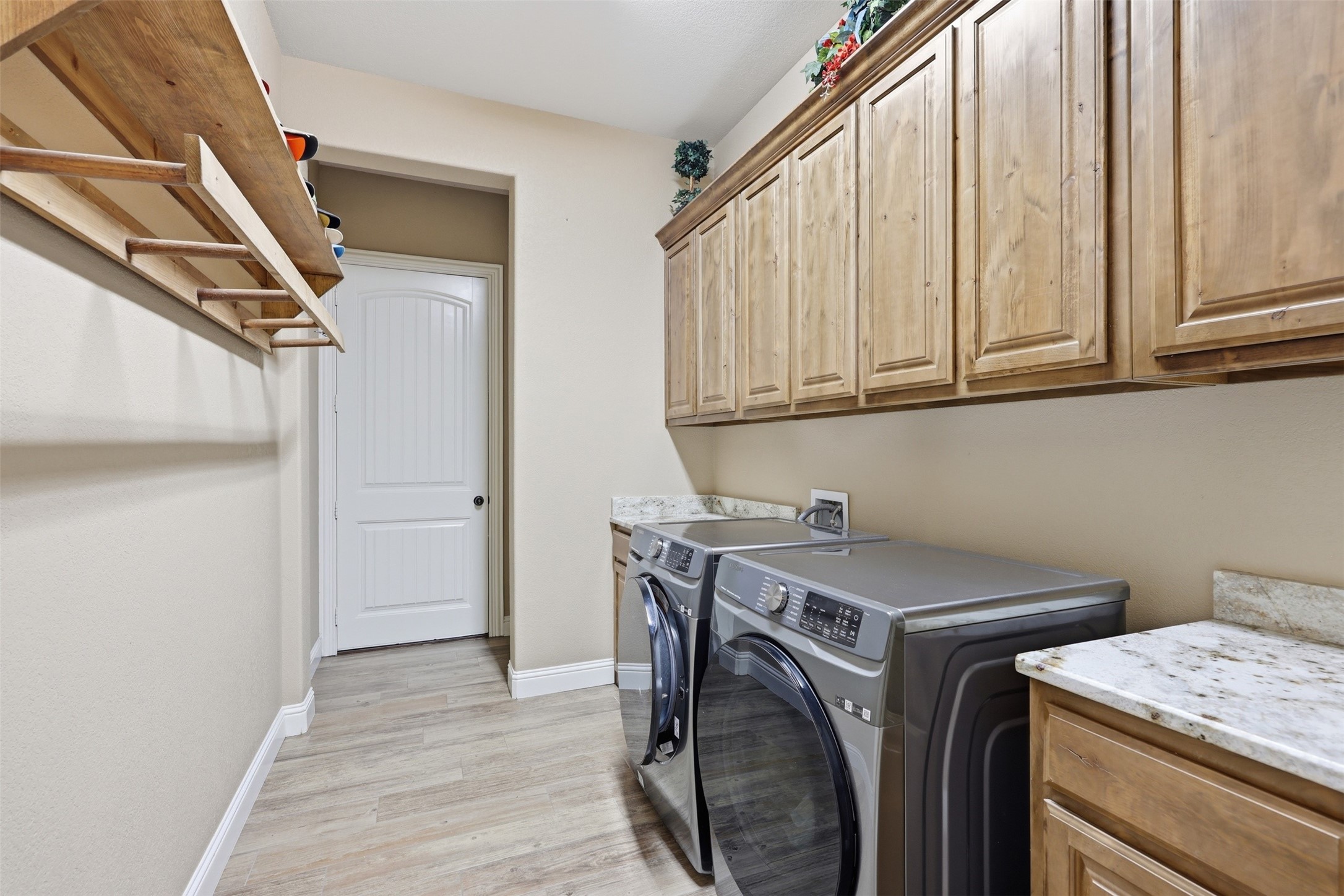 101 Signature Court Weatherford TX 76087