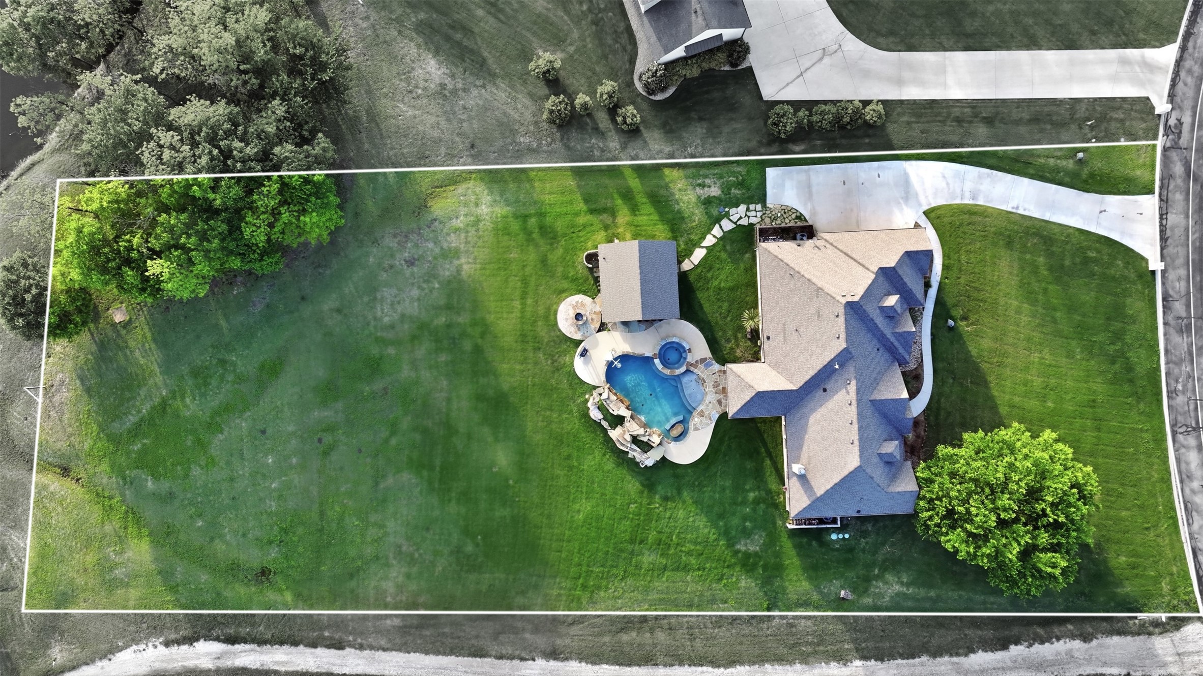 101 Signature Court Weatherford TX 76087
