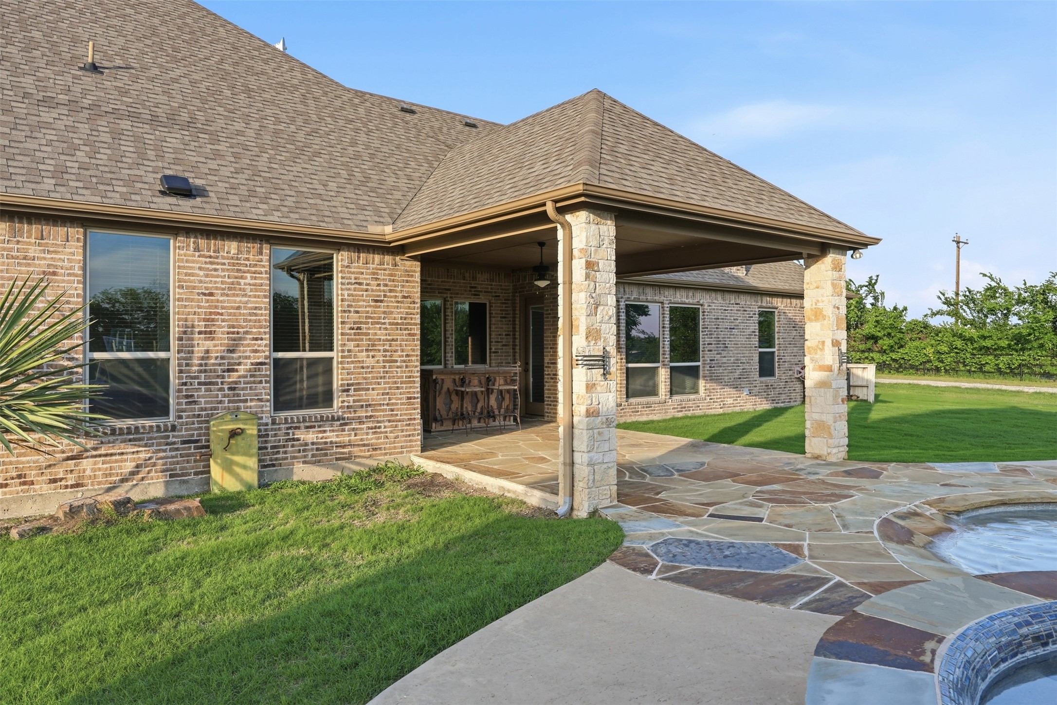 101 Signature Court Weatherford TX 76087