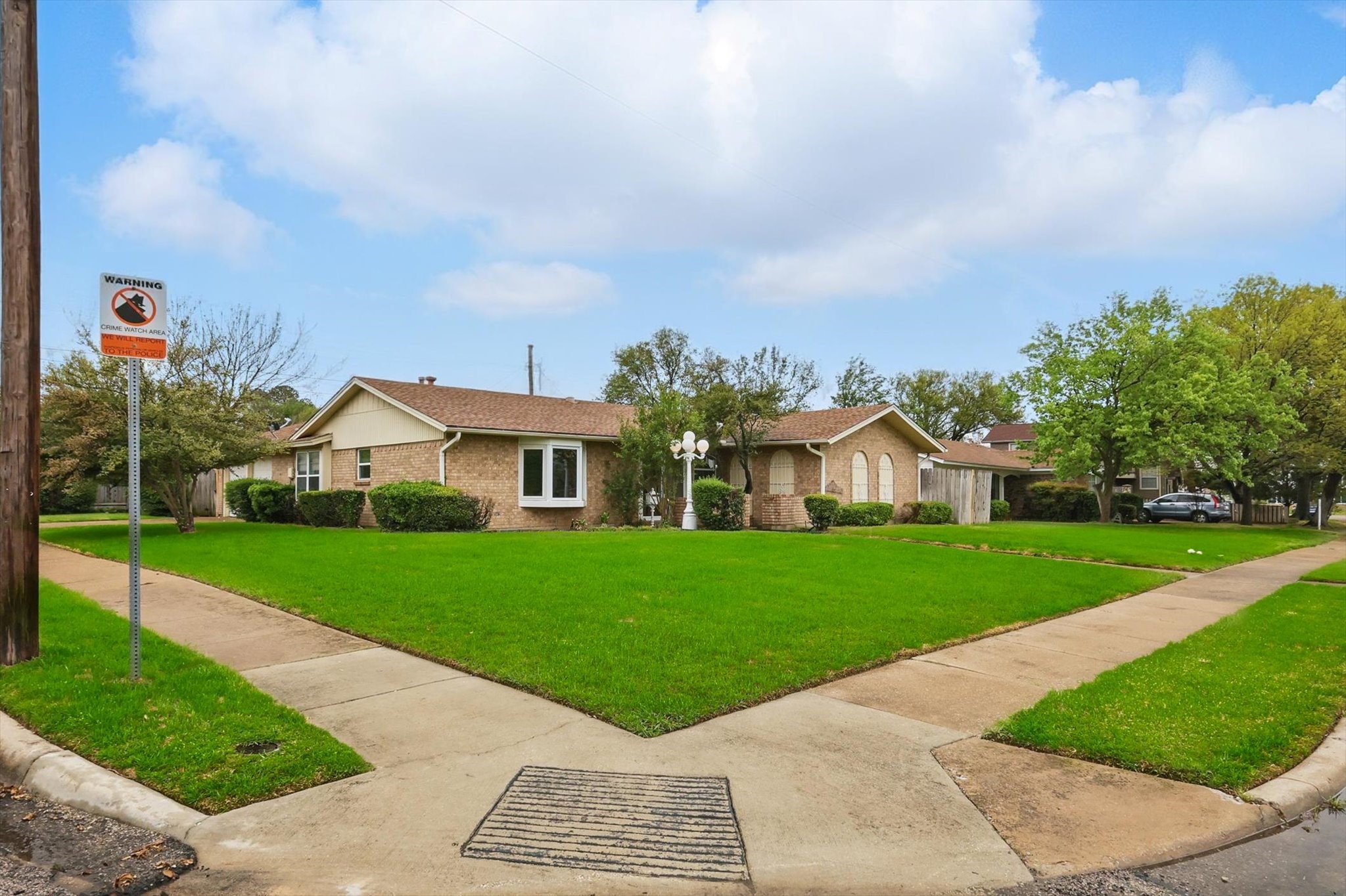 2644 Lago Vista Loop Irving TX 75062