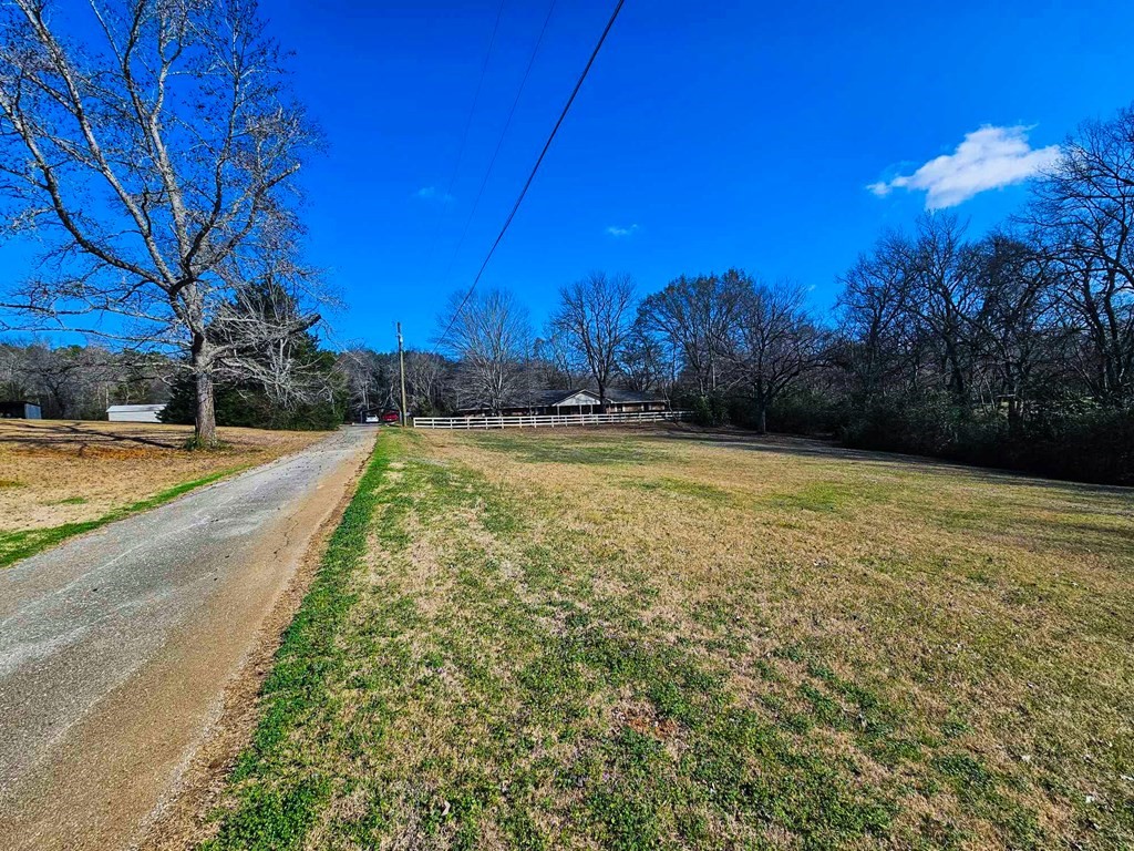 517 An County Road 147 Palestine TX 75801