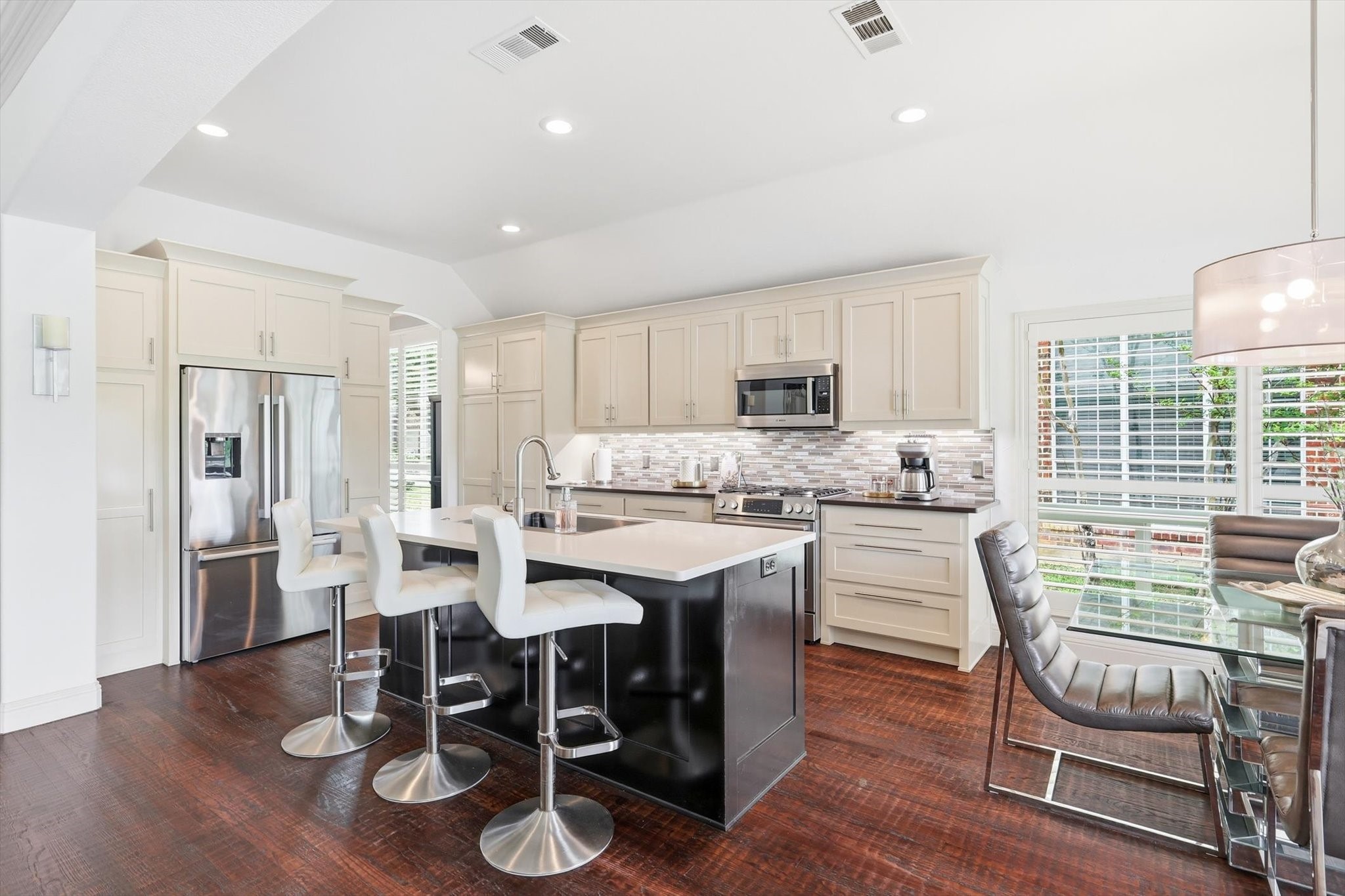 8431 Thatcher Road Lantana TX 76226