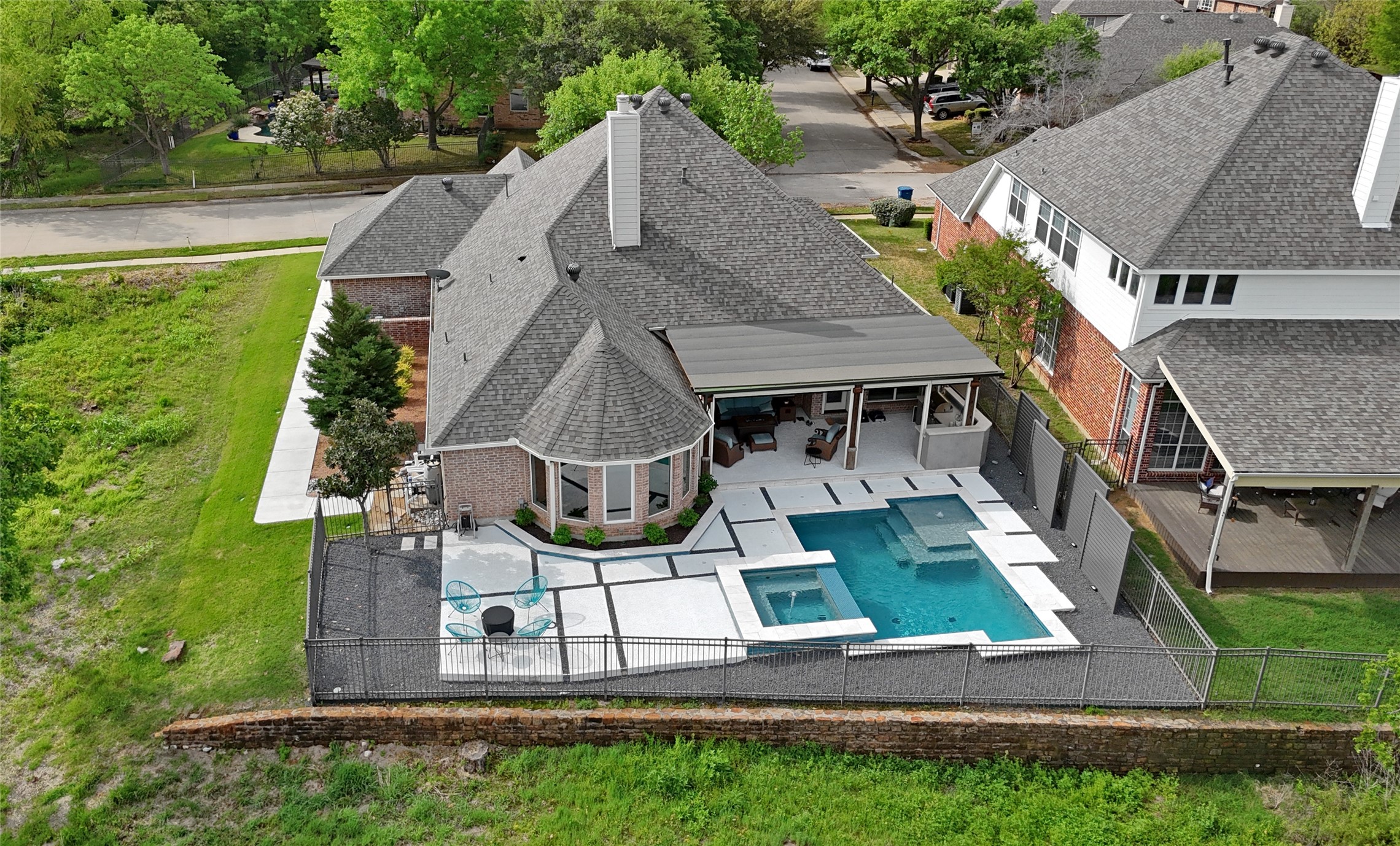 8431 Thatcher Road Lantana TX 76226