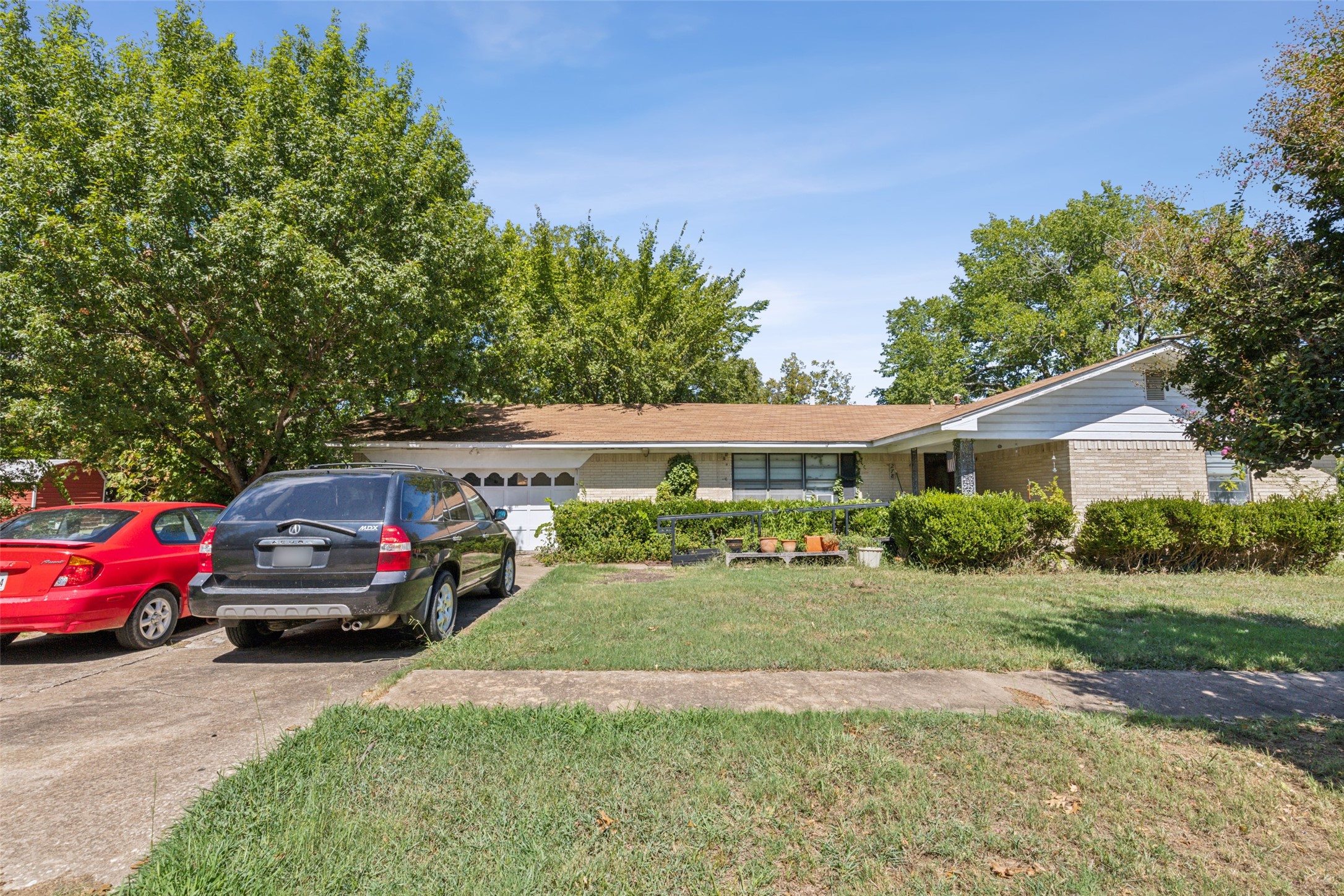 278 E Fulton Street Van Alstyne TX 75495