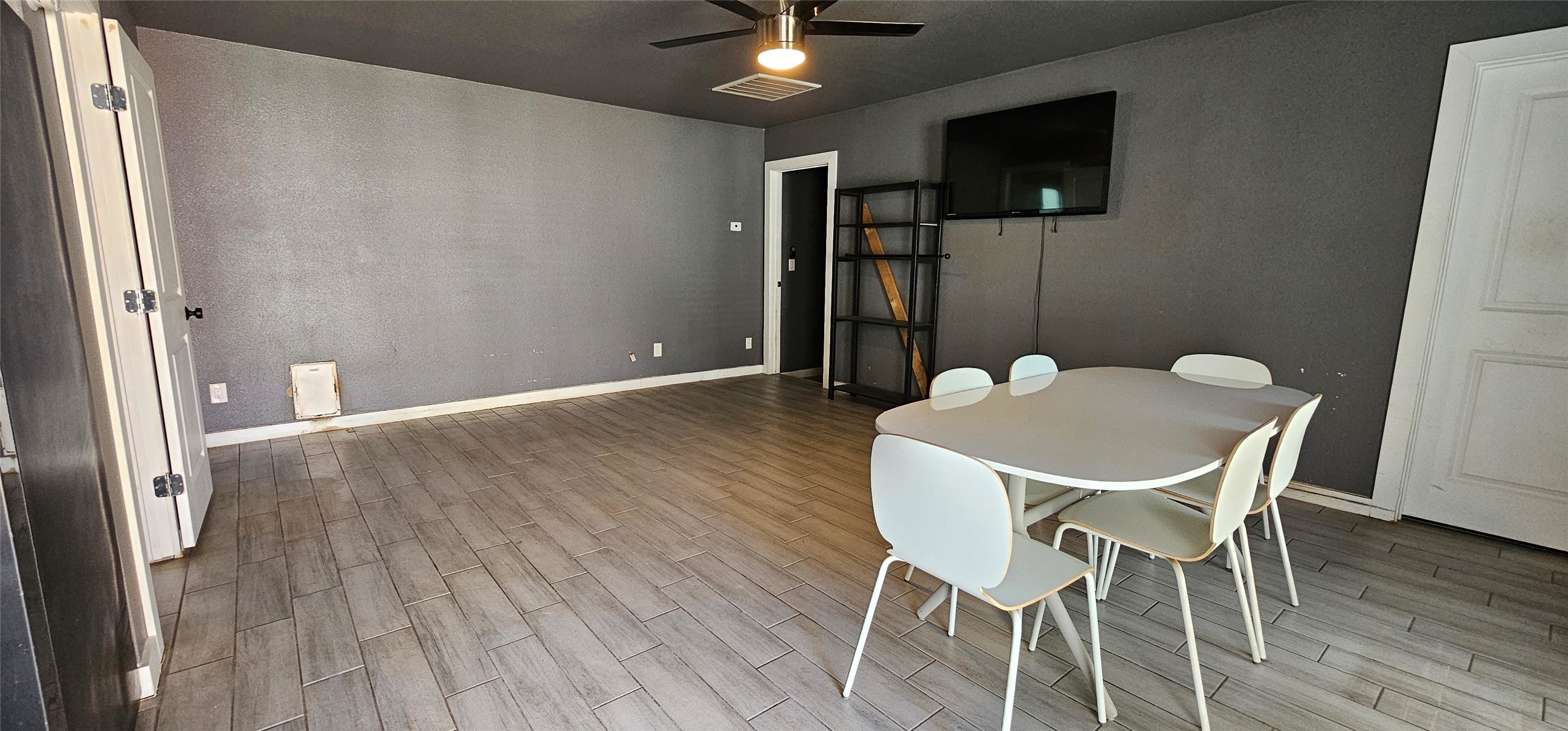 508 Gathings Avenue Covington TX 76636