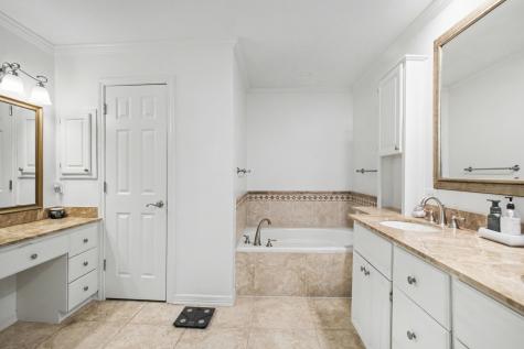 6419 Barfield Drive Dallas TX 75252