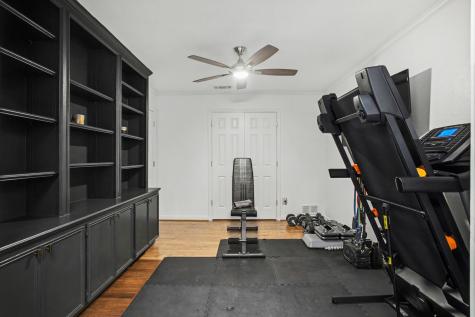 6419 Barfield Drive Dallas TX 75252