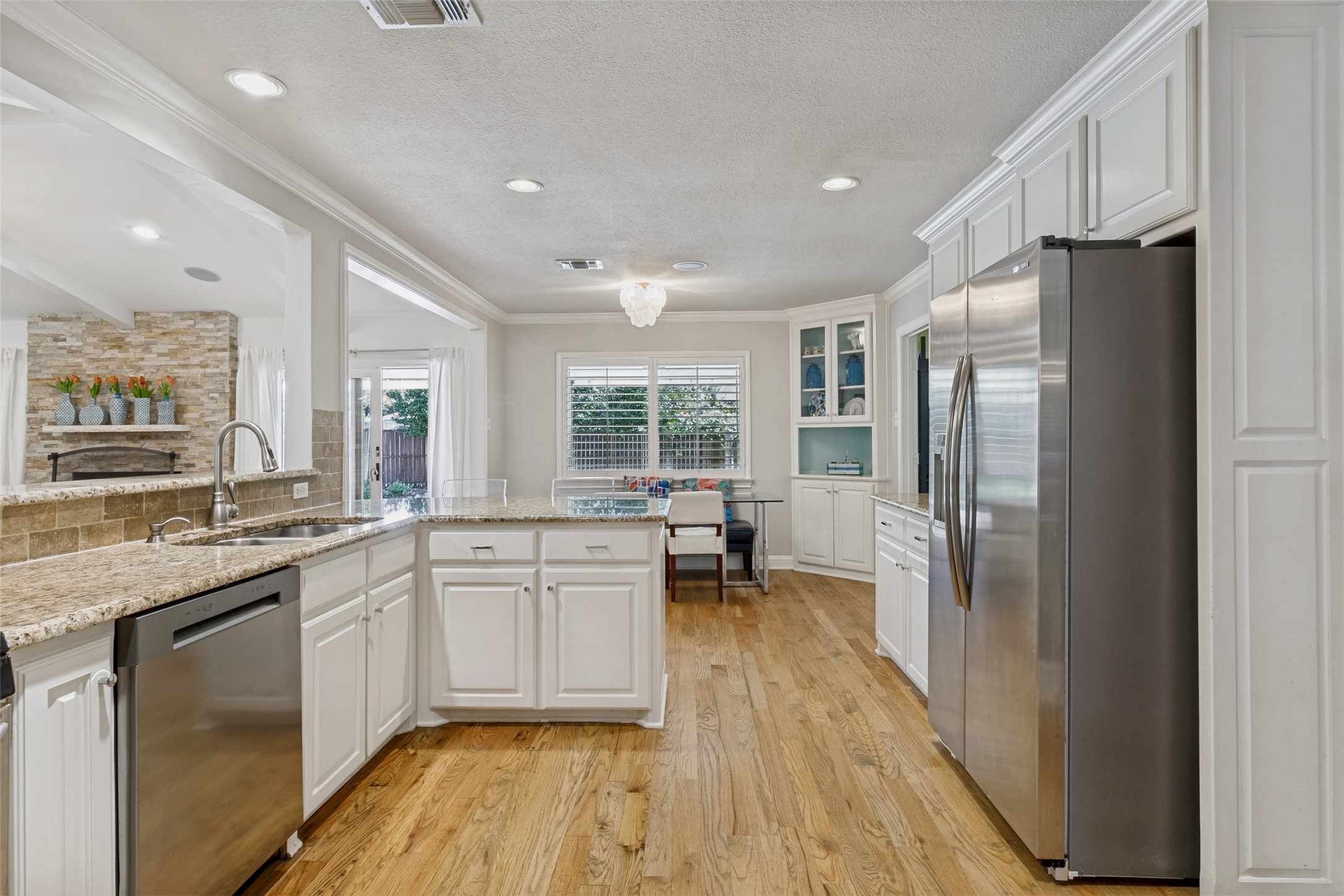 4148 Myerwood Lane Dallas TX 75244