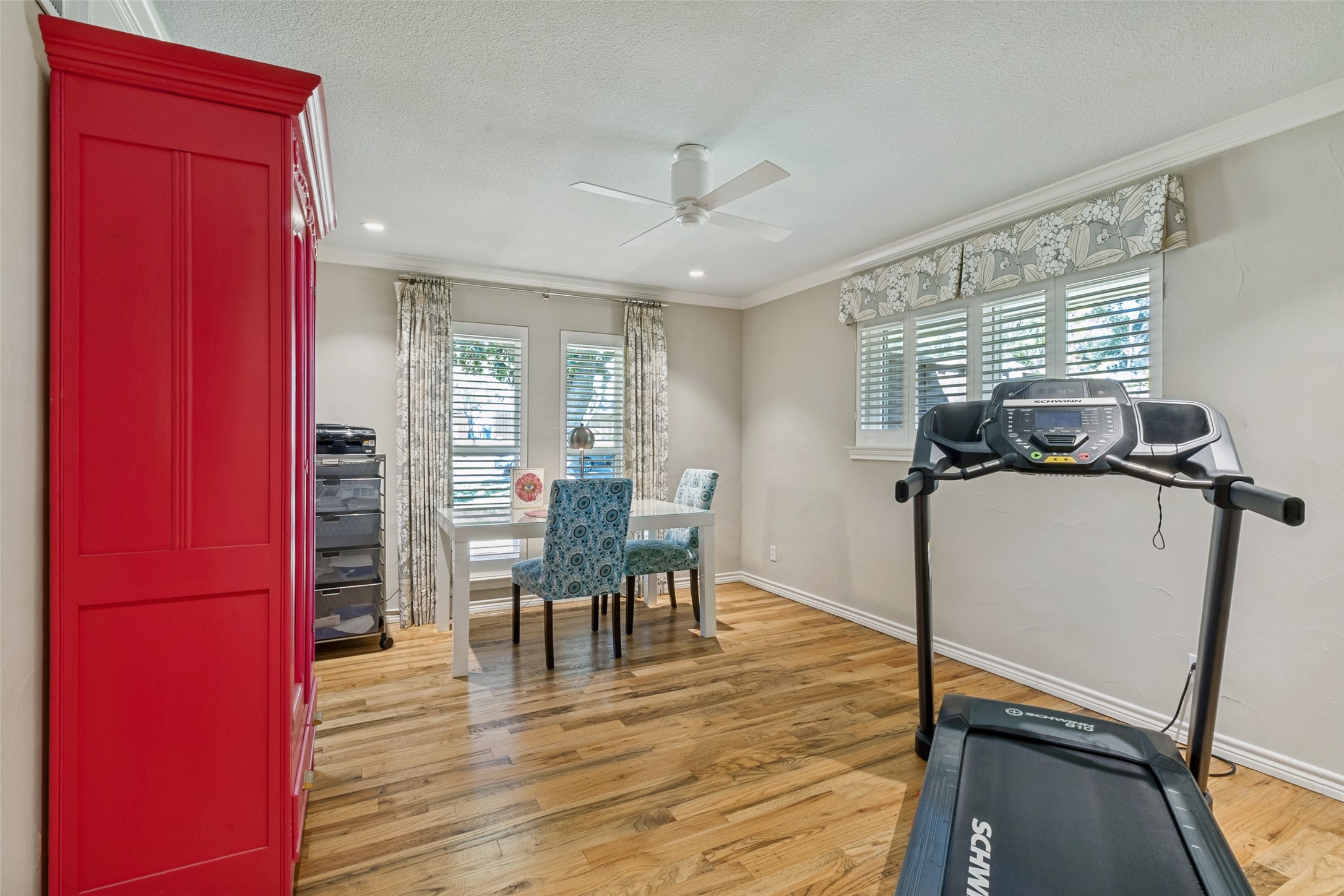 4148 Myerwood Lane Dallas TX 75244