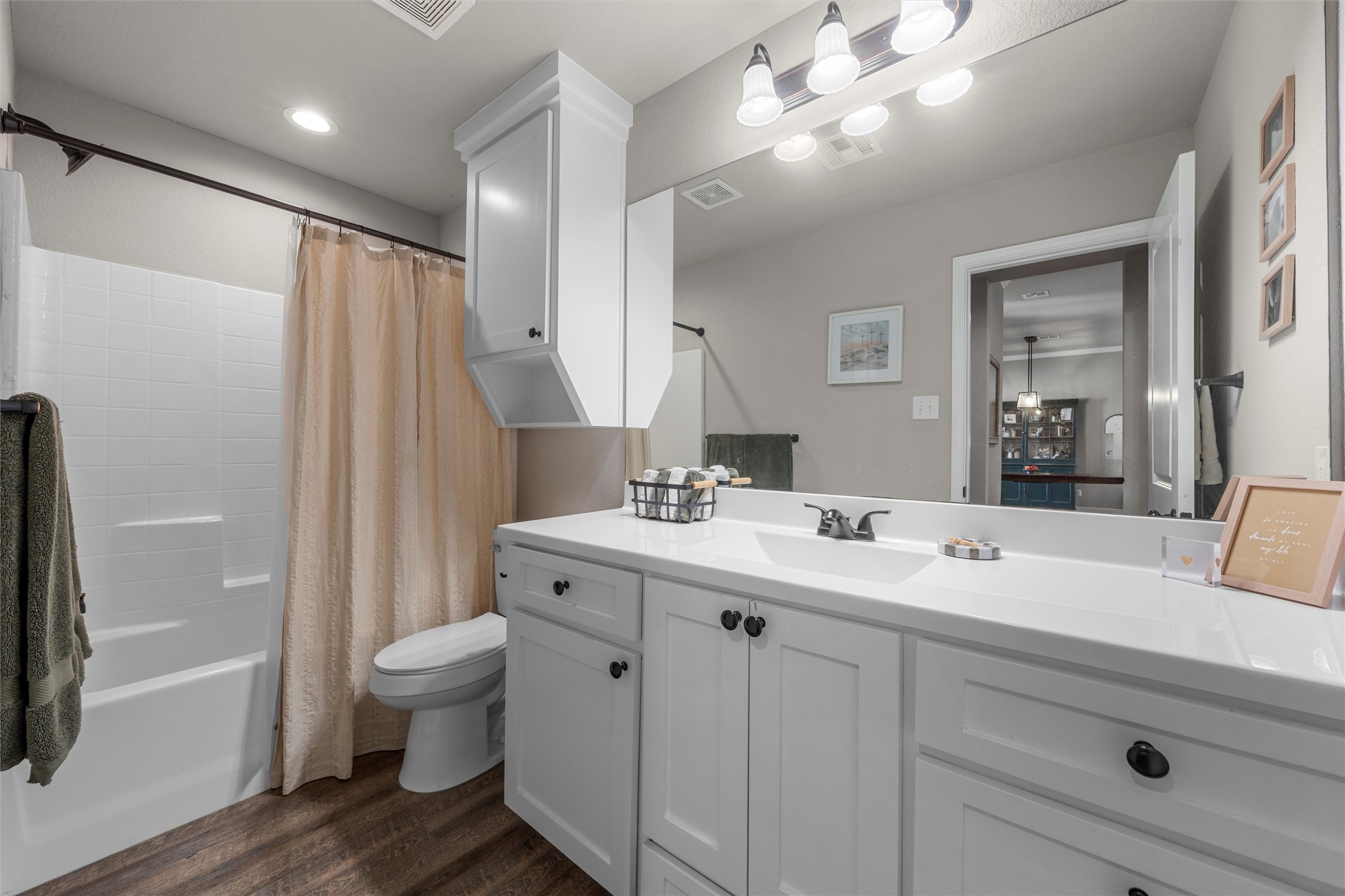 106 Quail Creek Waco TX 76705