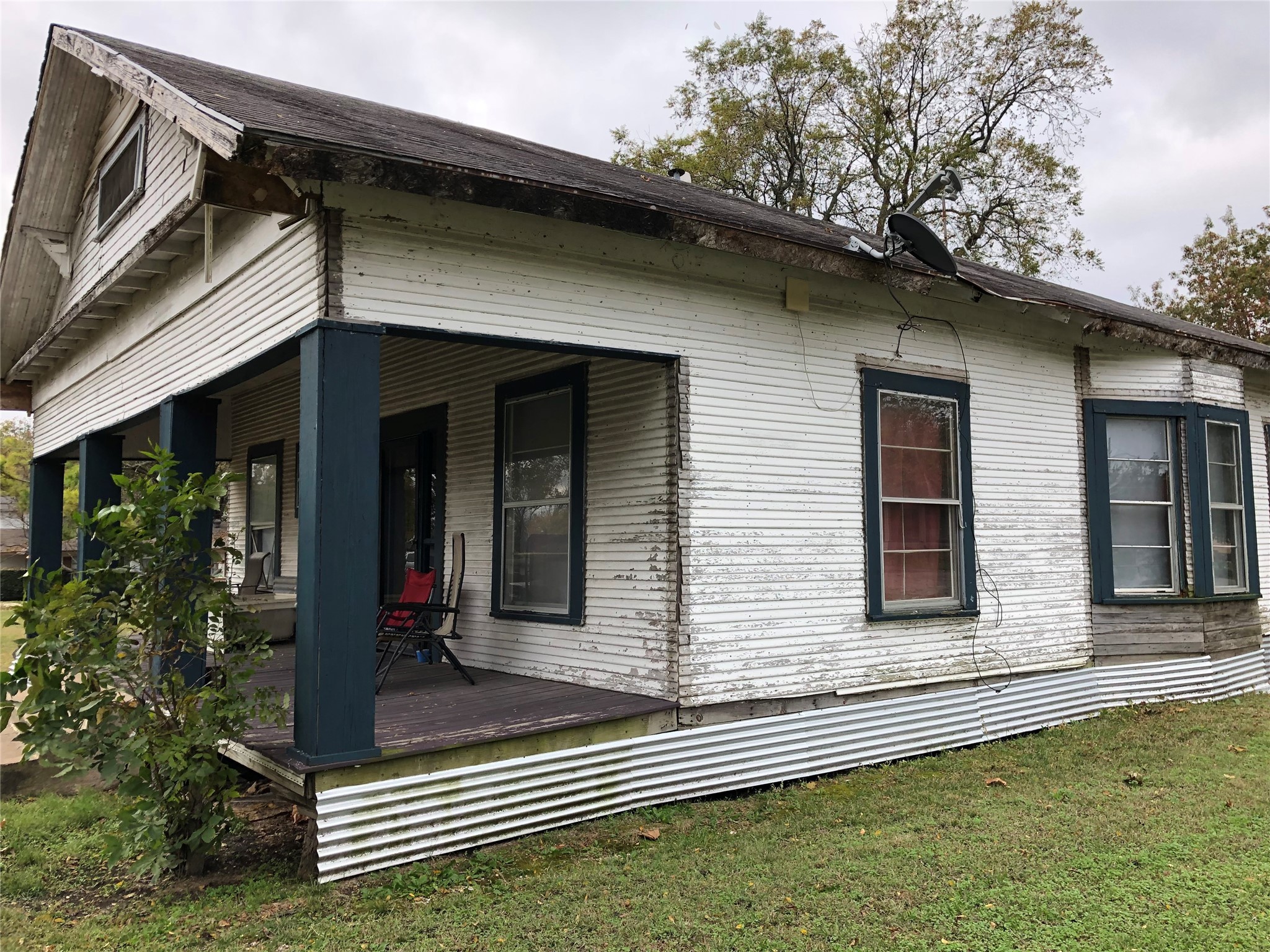 607 N Poplar Street Leonard TX 75452