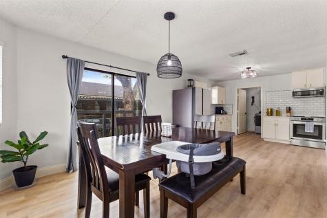 5418 Singleton Boulevard Dallas TX 75212