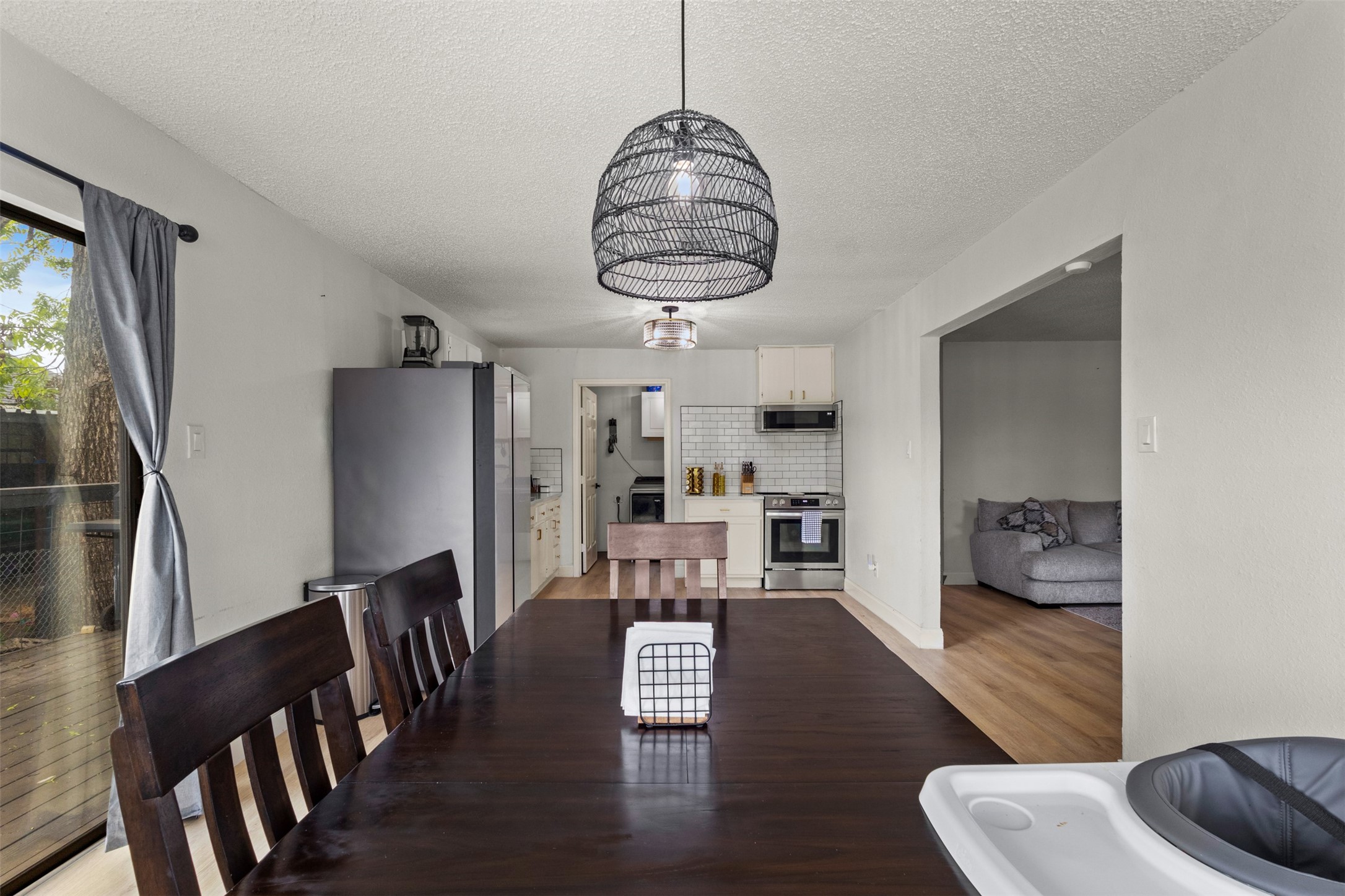 5418 Singleton Boulevard Dallas TX 75212