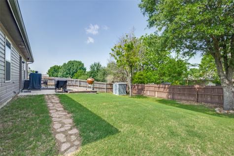 8704 Swan Park Drive Denton TX 76210