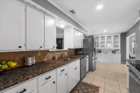 406 N 37th Street Corsicana TX 75110