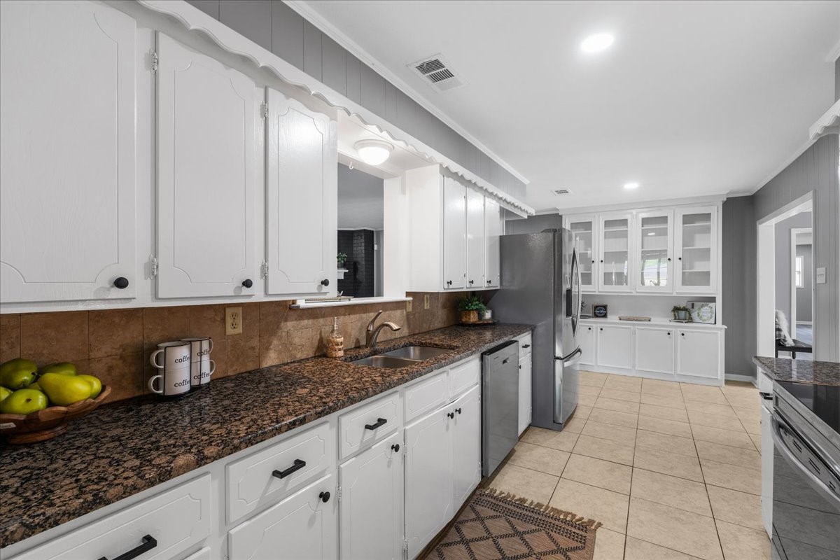 406 N 37th Street Corsicana TX 75110