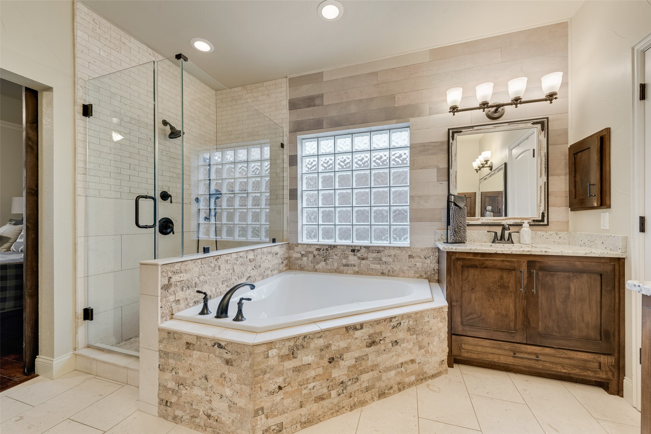 7071 Surfside Lane Grand Prairie TX 75054