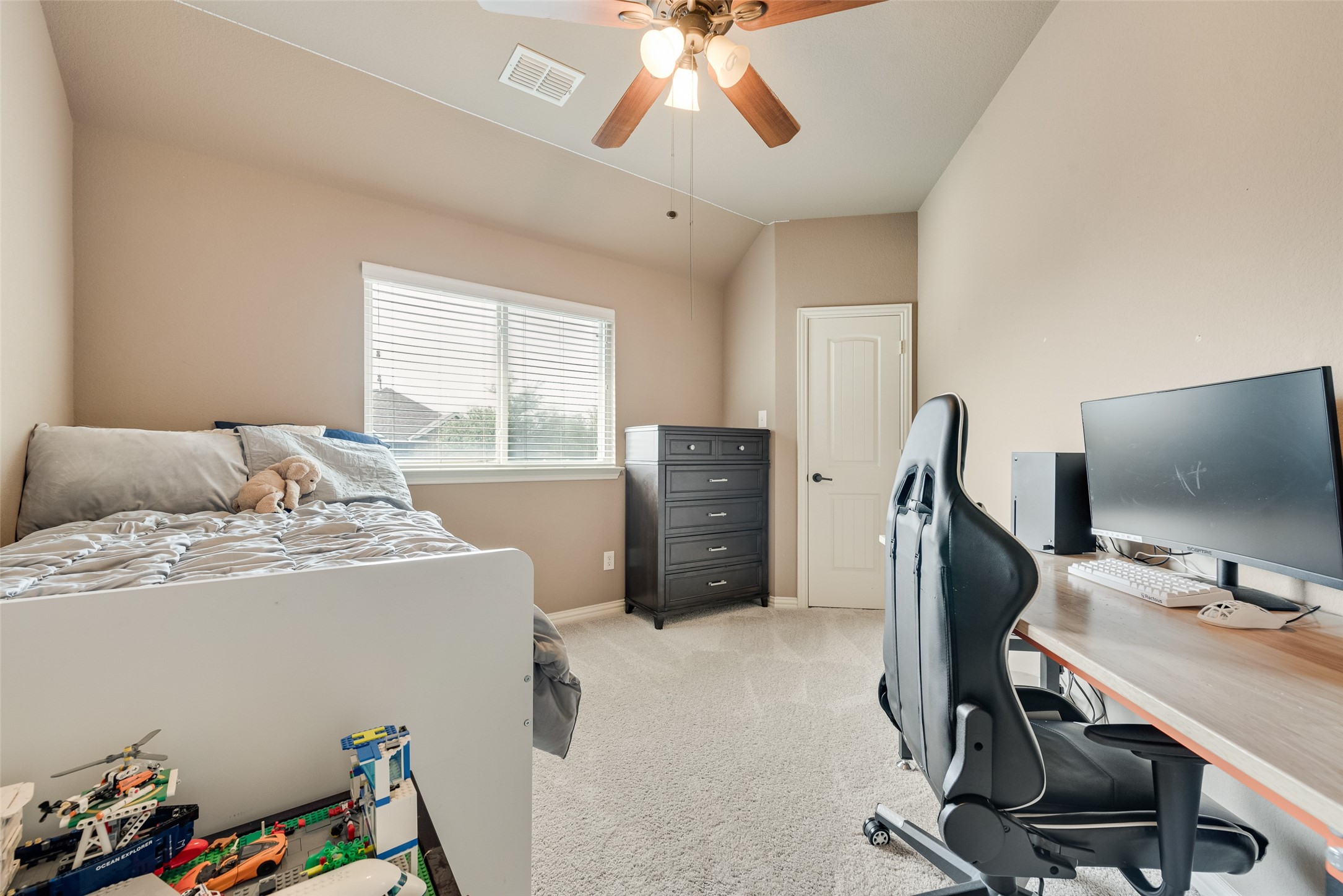 7071 Surfside Lane Grand Prairie TX 75054