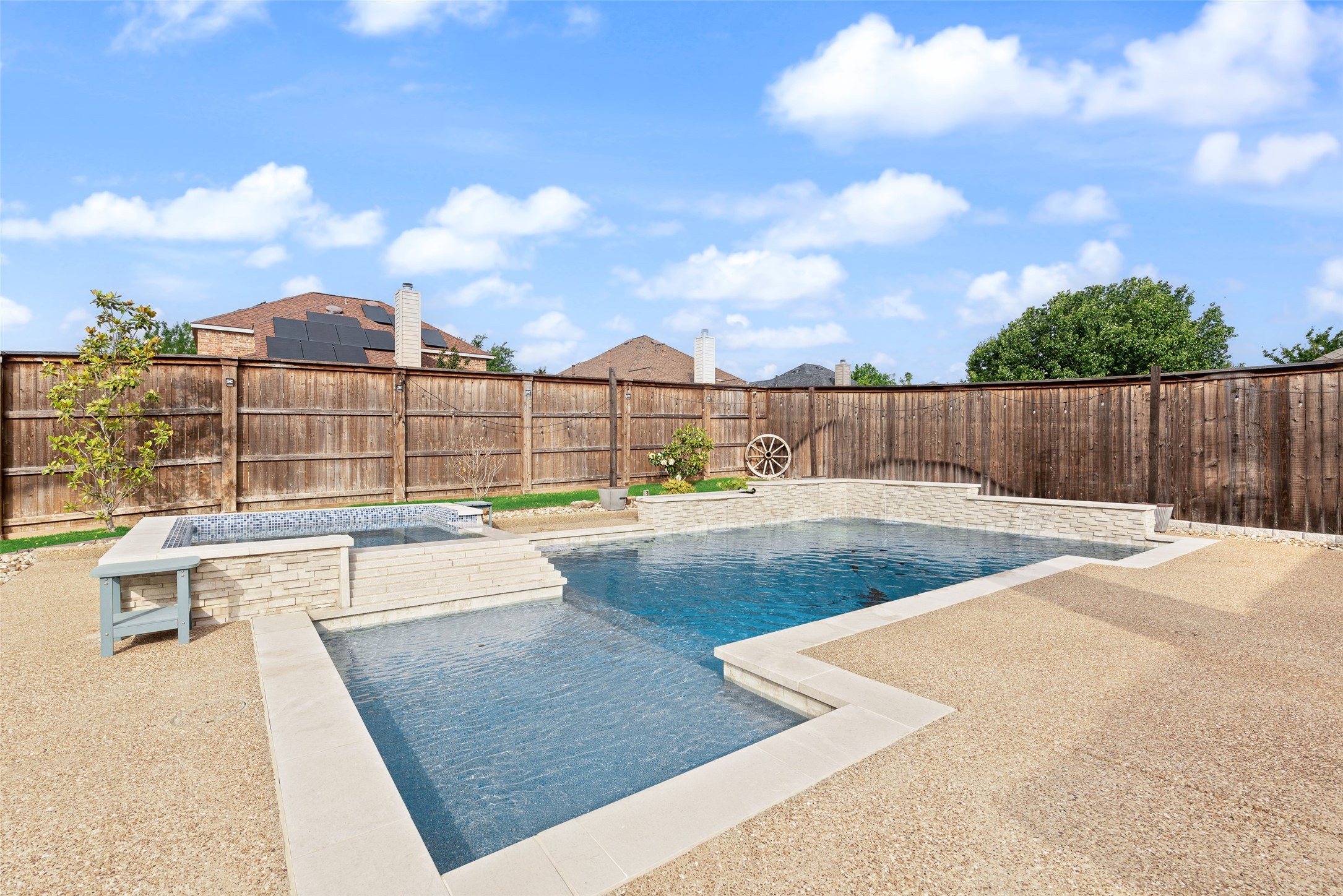7071 Surfside Lane Grand Prairie TX 75054