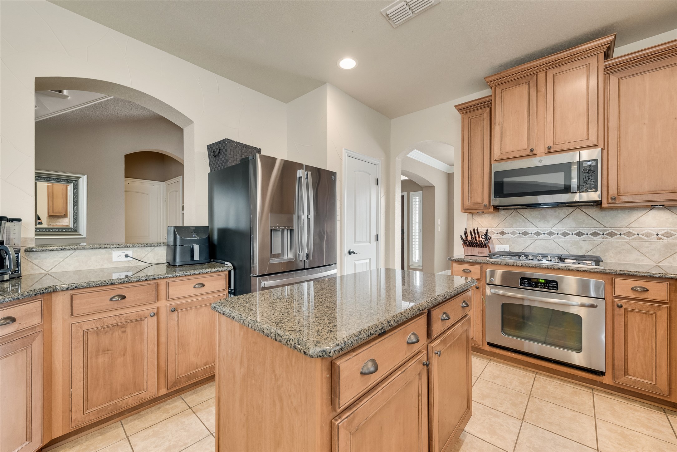 7071 Surfside Lane Grand Prairie TX 75054