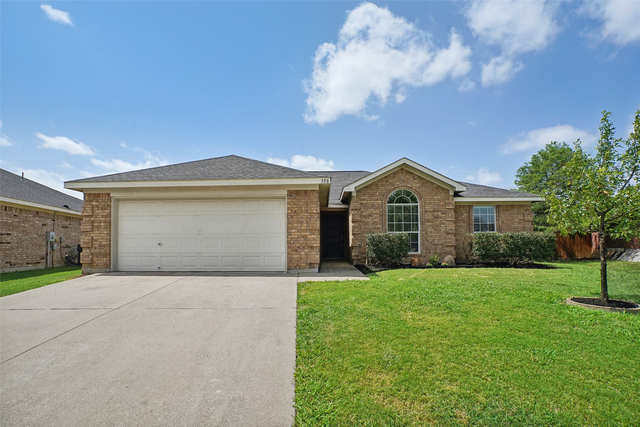 358 Mcmurtry Drive Arlington TX 76002