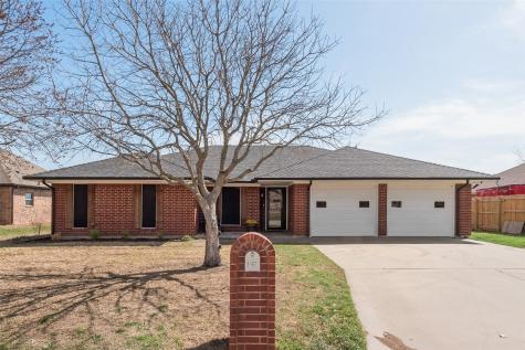 1107 W University Drive Gainesville TX 76240