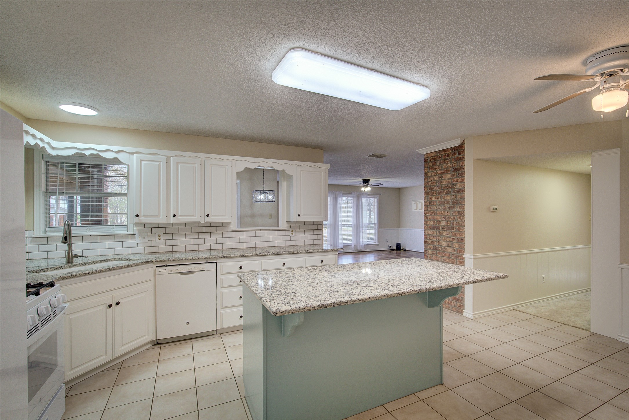 9464 Farm Road 269 S Pickton TX 75471