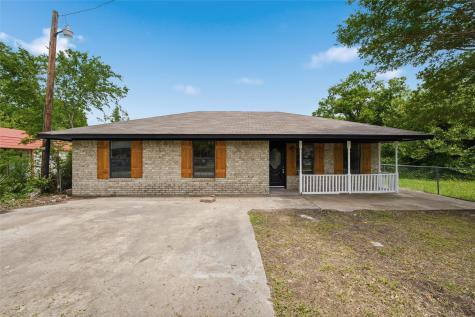 316 N Elm Street Mart TX 76664