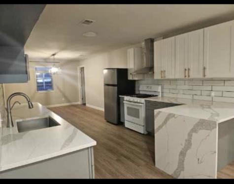 3736 Earle Drive Haltom City TX 76117