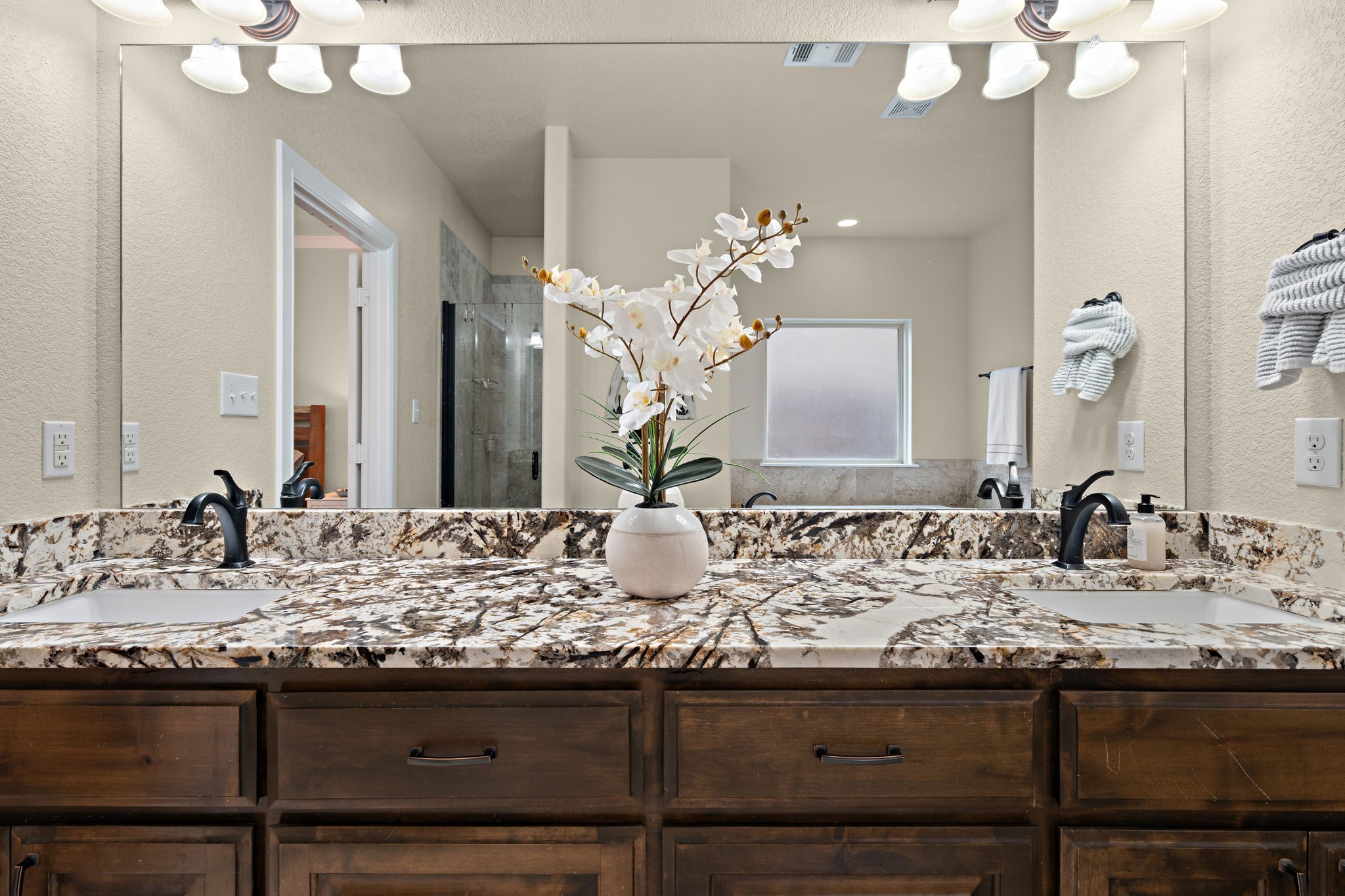 1509 Sea Breeze Lane Azle TX 76020